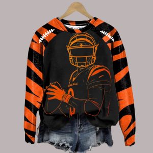Cincinnati Bengals Joe Burrow QB Power Pose Graphic Sweatshirt
