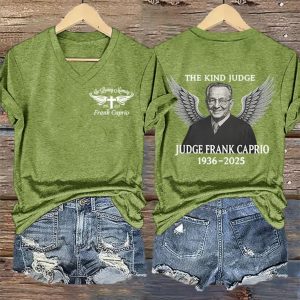 The Kind Judge Judge Frank Caprio 1936 2025 Print V Neck T shirt